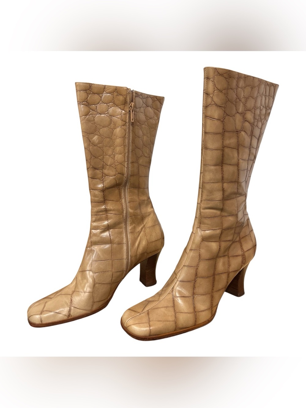 Vintage Adrienne Vittadini croc-embossed boots size 11